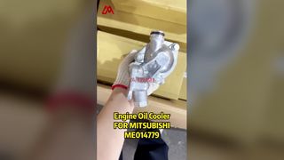 Tampa do refrigerador de óleo ME014779 para MITSUBISHI Canter 4D31 4D32