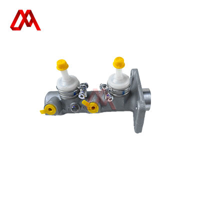 8-94441331-0 8944413310 8-94249365-0 894249365 Brake Master Cylinder Assembly for ISUZU NKR55 4JB1