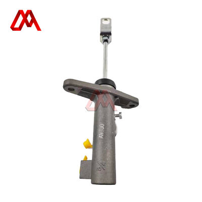 Truck OEM Parts 8-97167406-0 8-98117644-0 Clutch Master Cylinder Assembly 8971674060 8981176440 for ISUZU NKR55 4JB1 4HK1-T