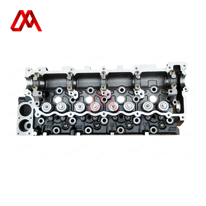 Truck Parts Cylinder Head OEM Part Number 8-97358366-0 8973583660 for 700P 4HK1 Commercial Vehicle Engine
