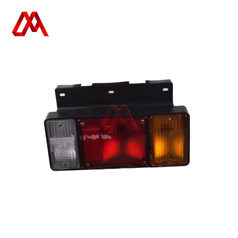 Wholesale Truck Spare Parts 1822301320 1-82230132-0 COMBINATION REAR LAMP ASSEMBLY for ISUZU CXZ81 10PE1