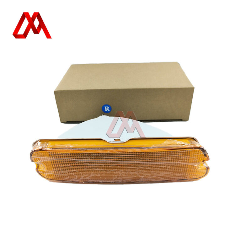 IZUMI 1-82210202-0 Front Flasher Lamp 1822102020 for ISUZU FVZ34 6HK1